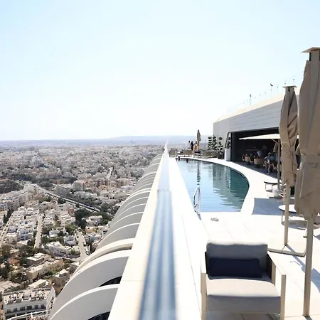 The Mercury With Pool