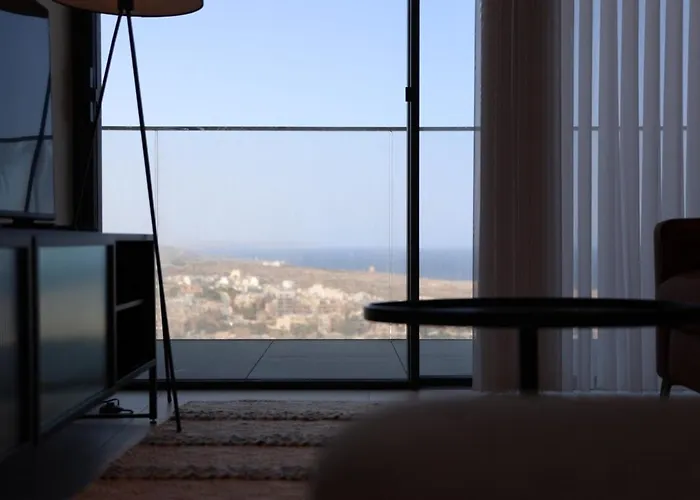 The Mercury With Pool